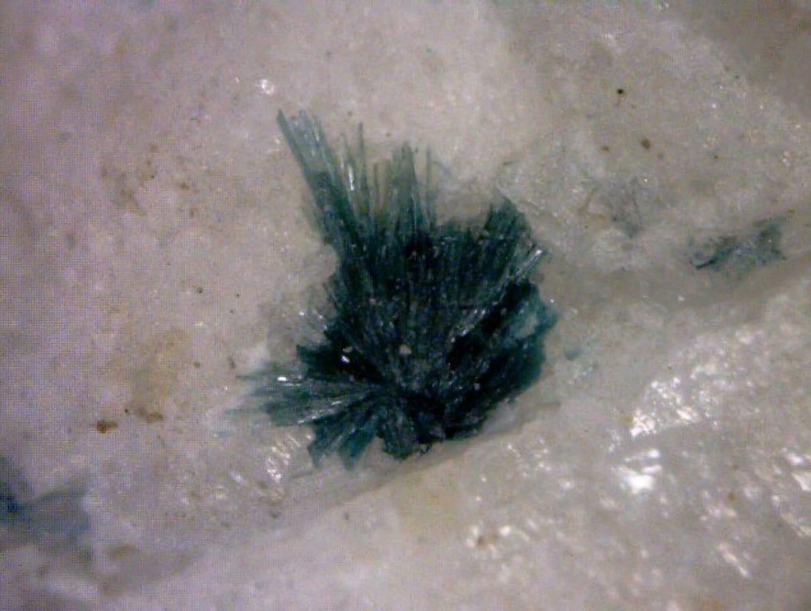 Souzalite mineral