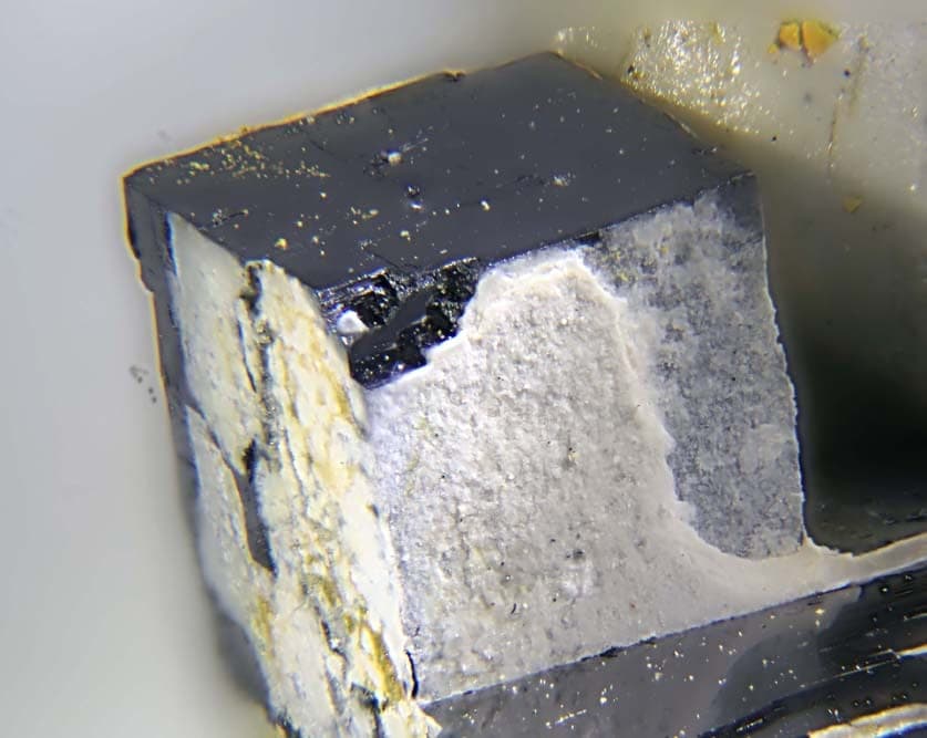 Surite mineral