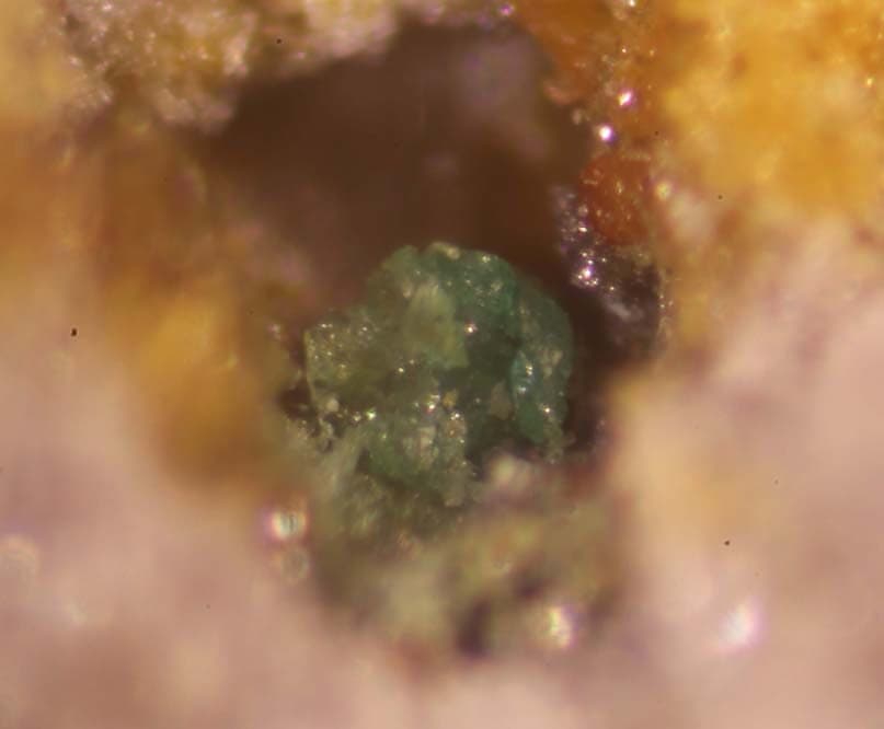 Tripuhyite mineral