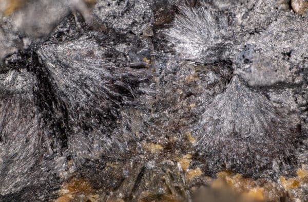 Tsugaruite mineral