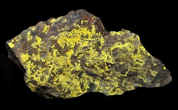 Tyuyamunite mineral
