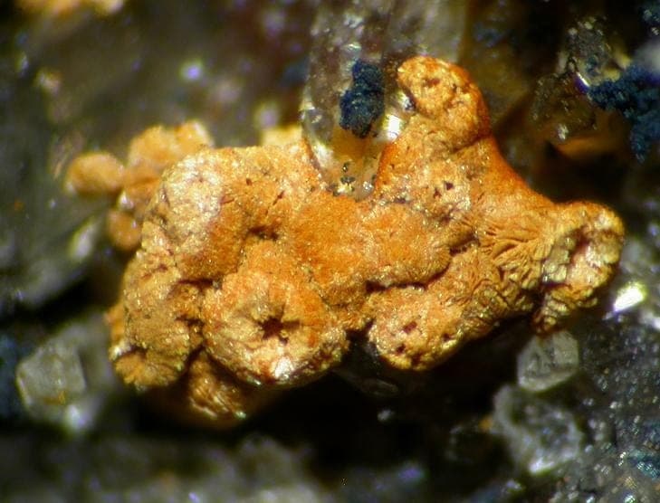 Uranotungstite mineral