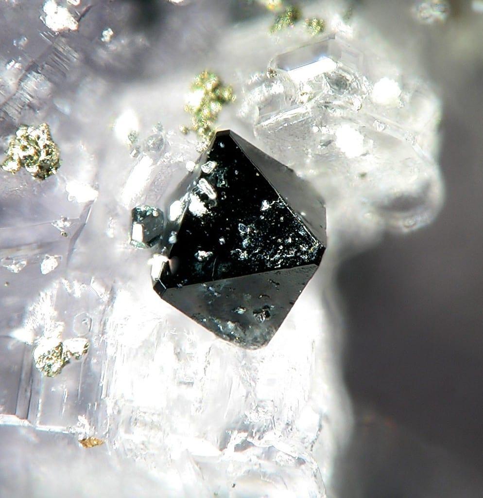 Voltaite mineral