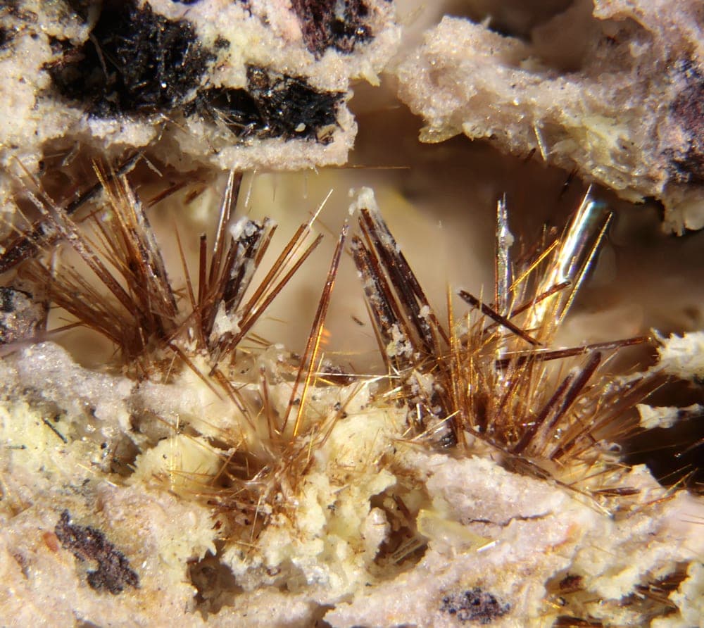 Yuanfuliite mineral
