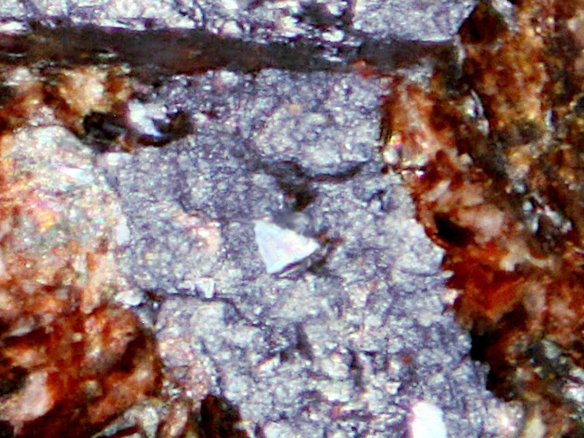 Coulsonite mineral