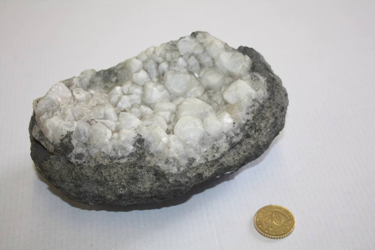Analcime mineral