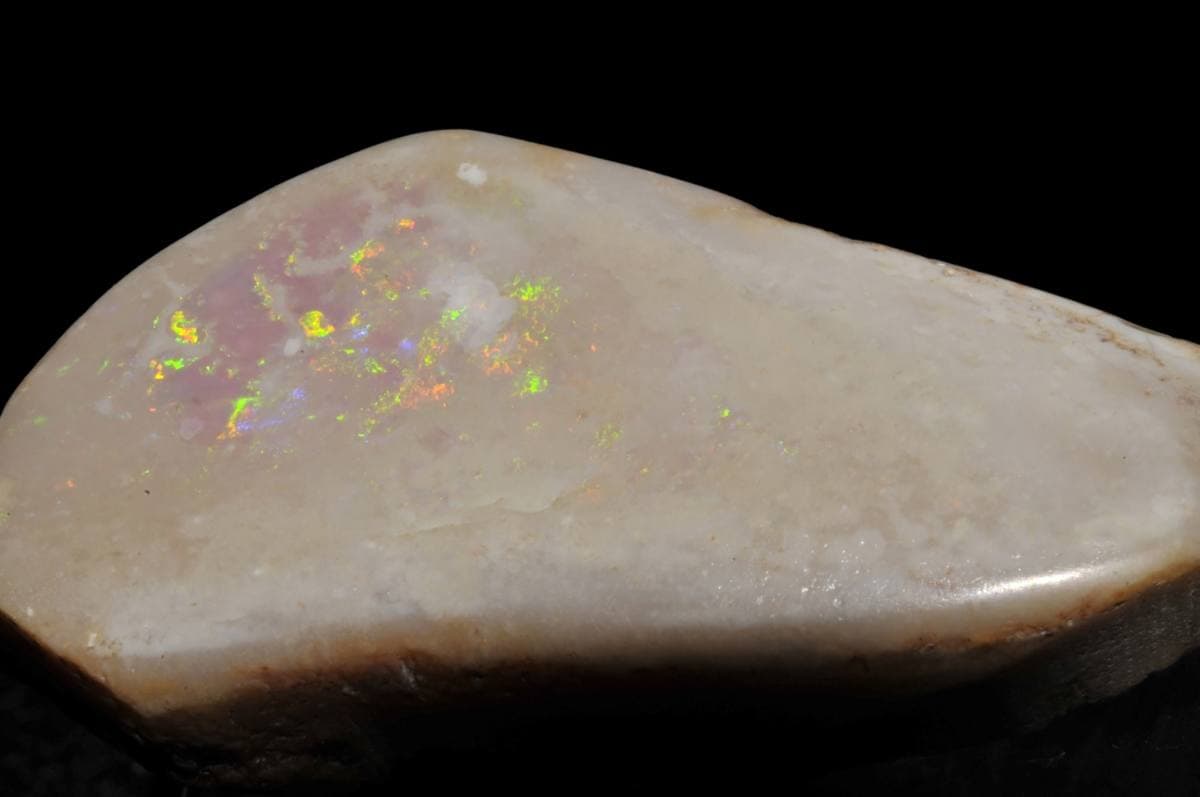 Crystal Opal gemstone