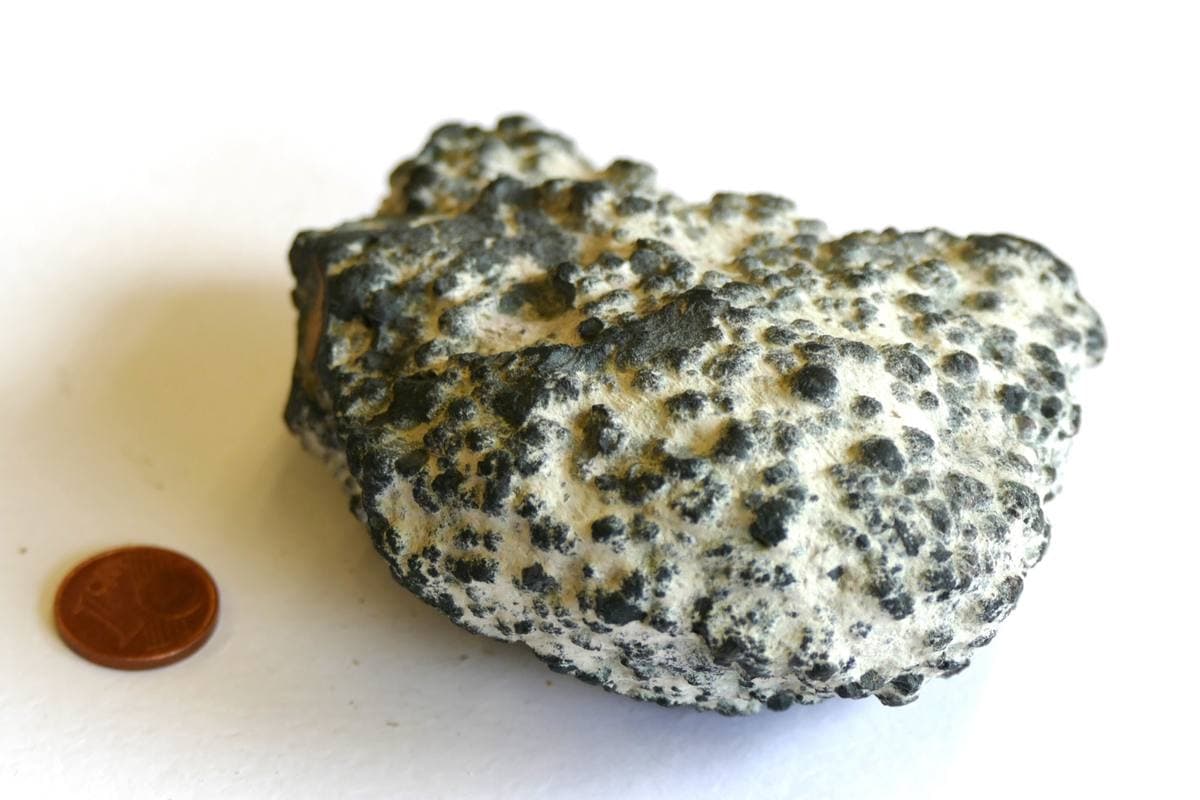 Melaconite gemstone