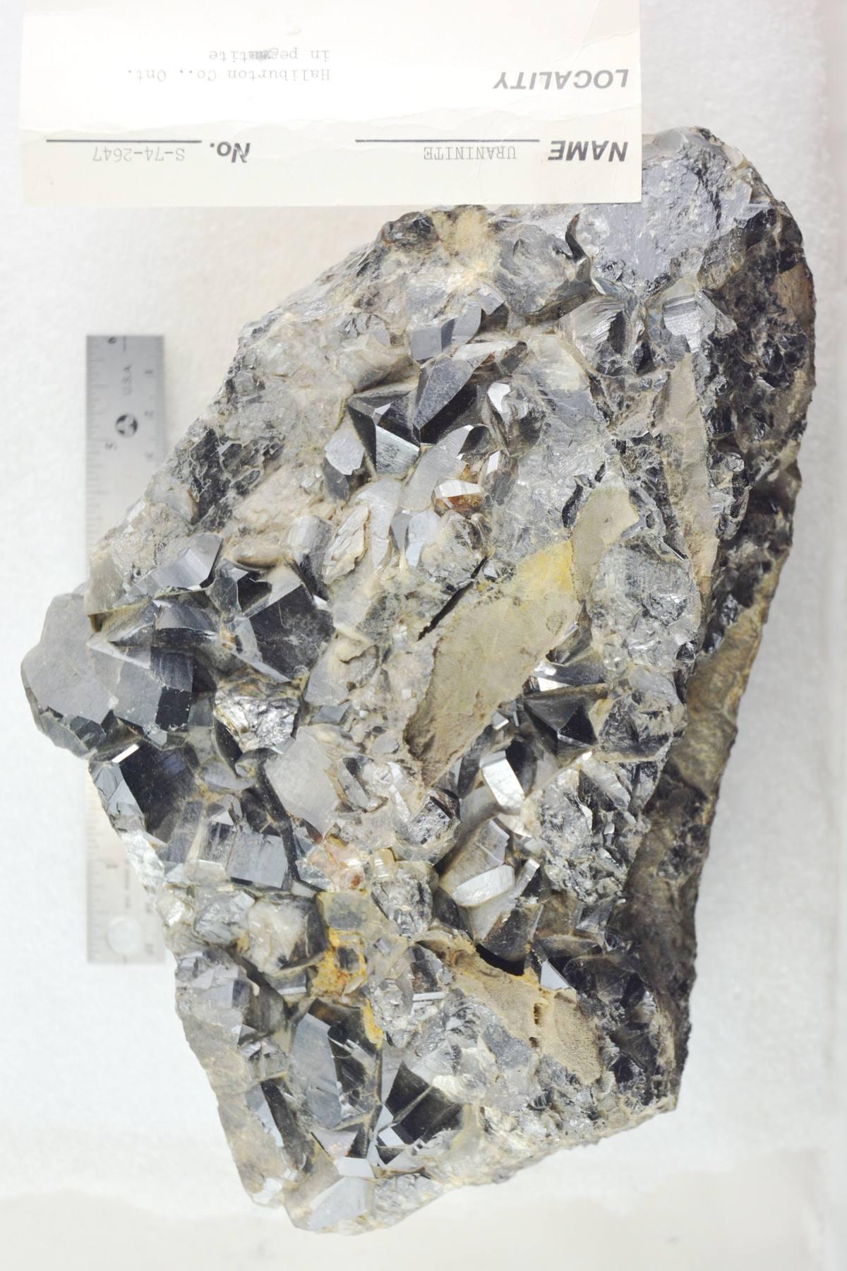 Uranium gemstone