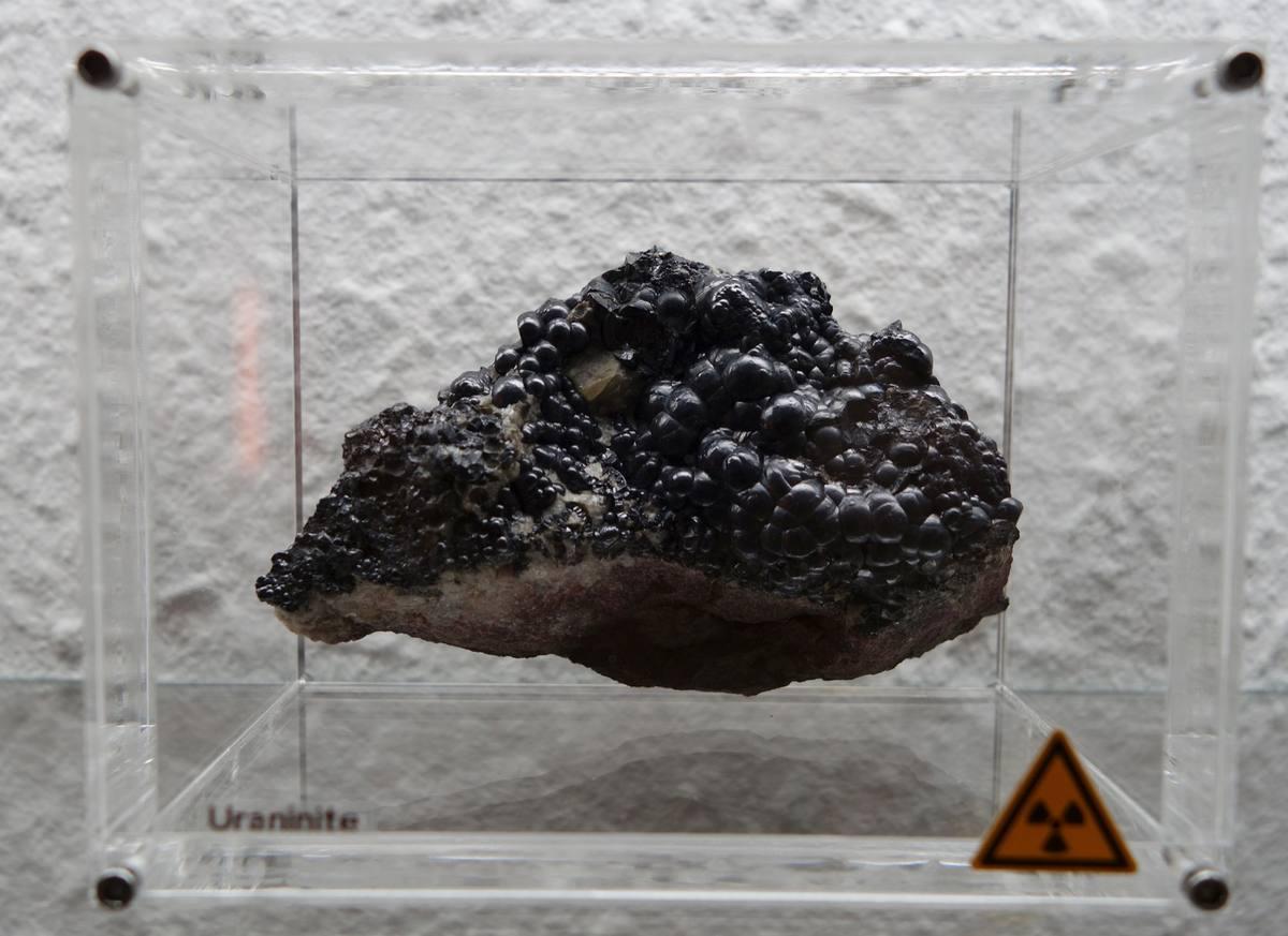 Uranium gemstone