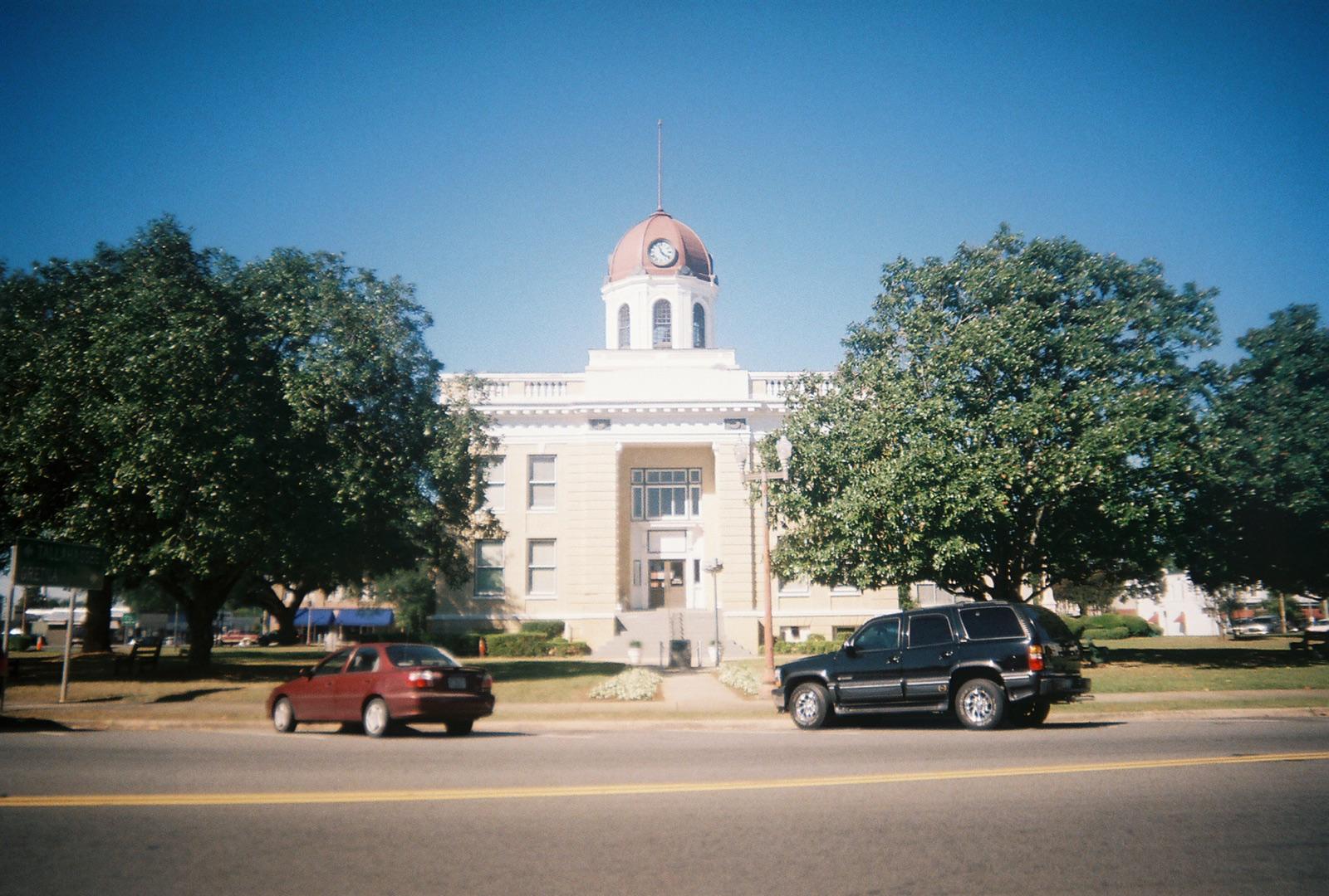 The Gadsden County Courthouse in downtown Quincy, Florida