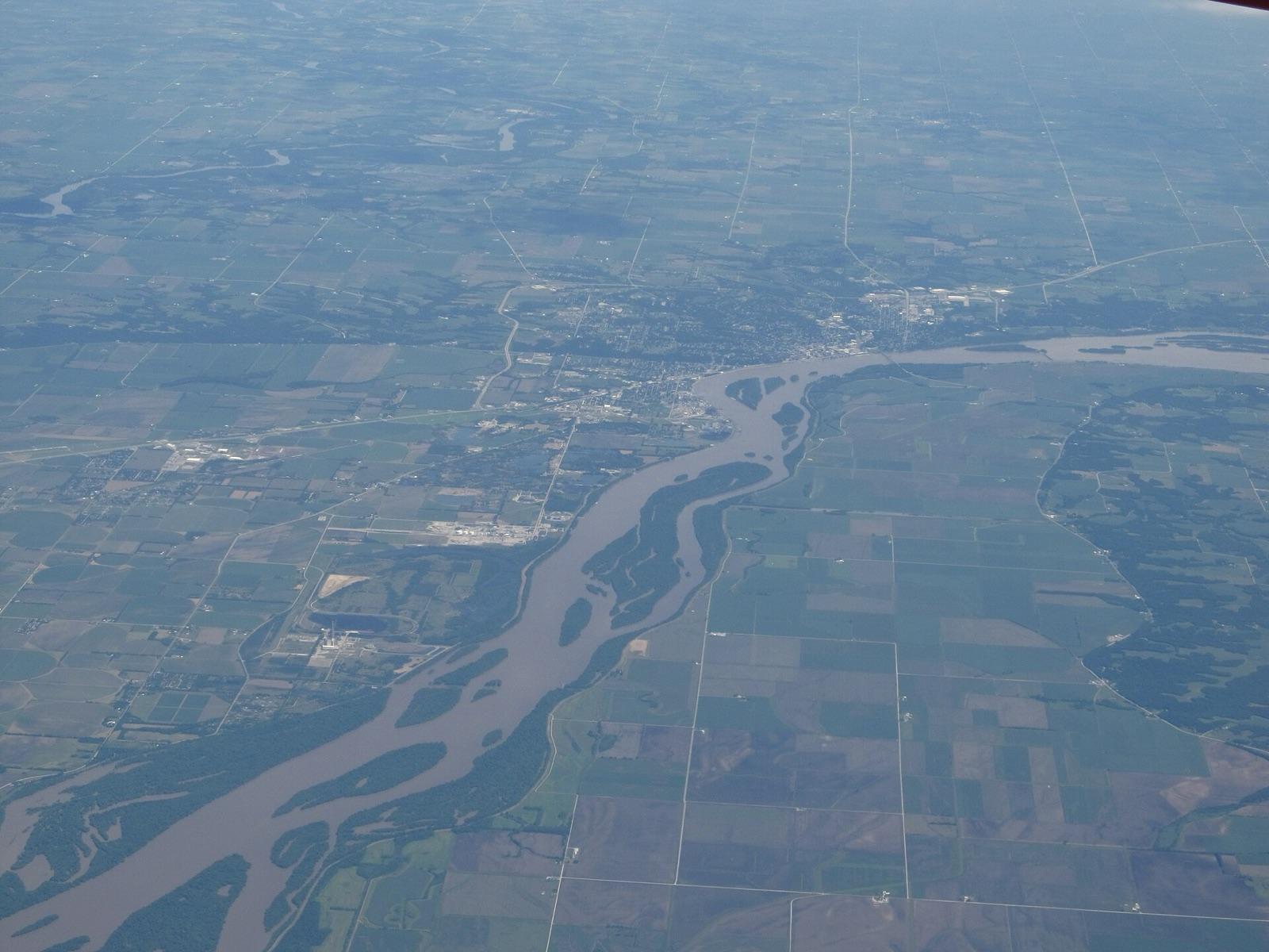 Aerial view of the Mississippi River at Muscatine, Iowa