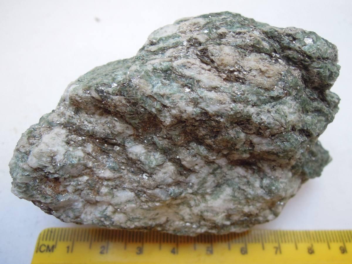 Actinolite Prisms gemstone