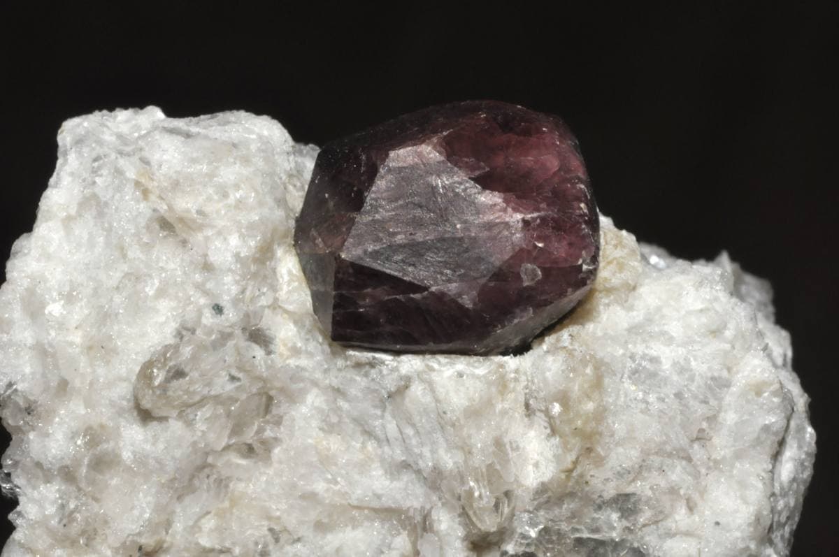 Arizona Ruby Garnet gemstone
