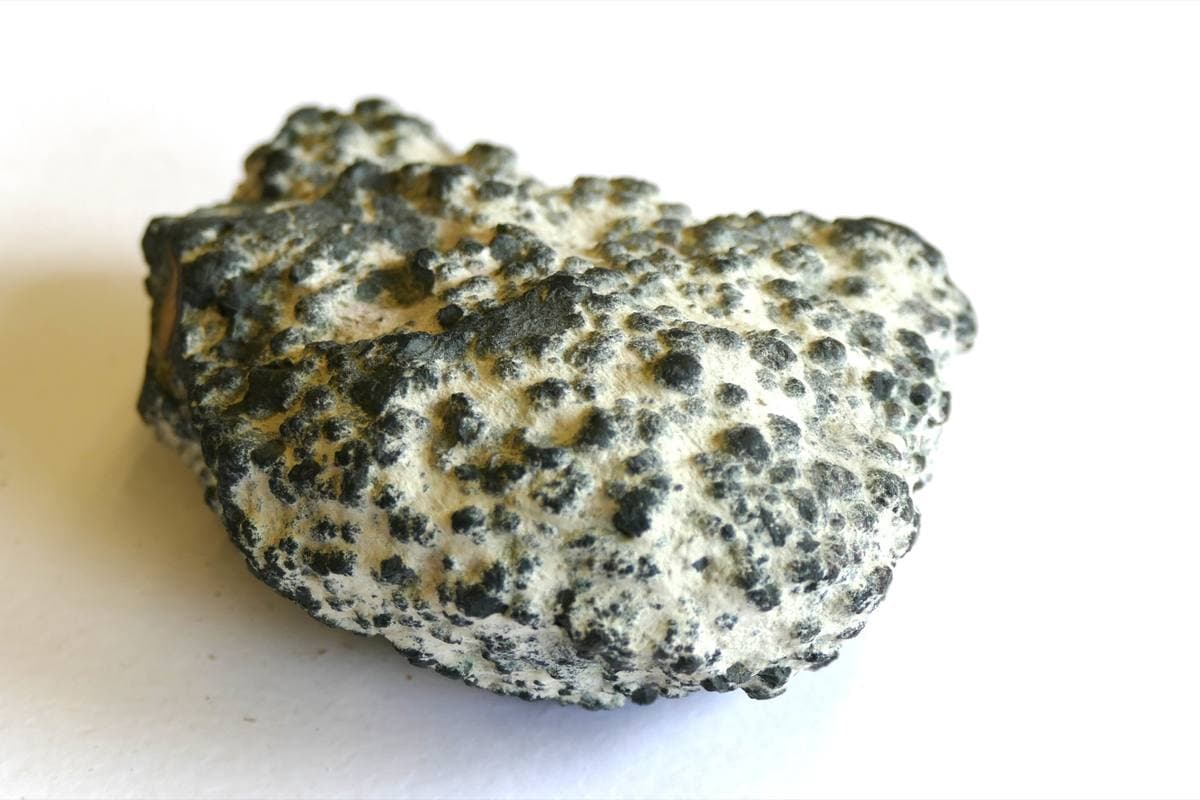 Melaconite gemstone