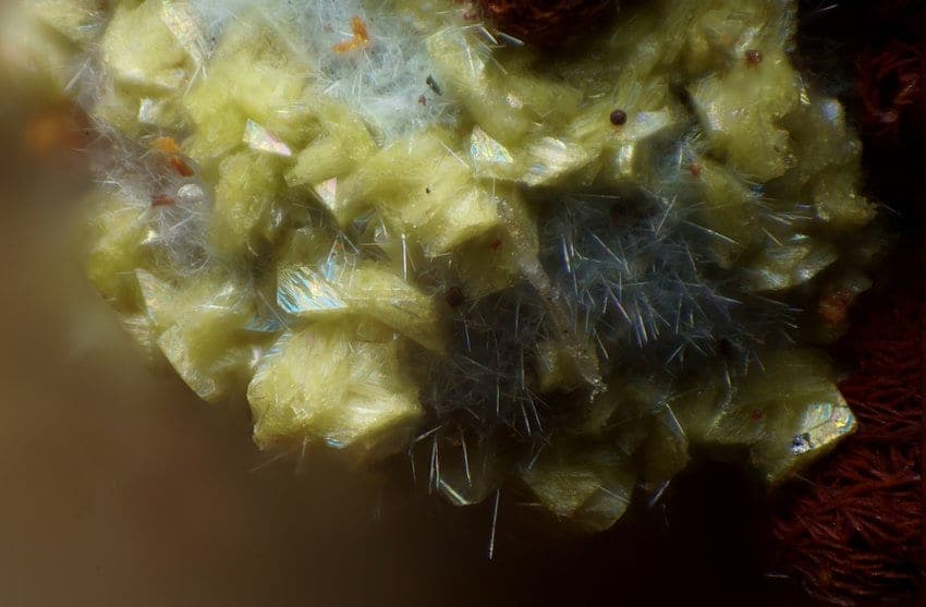 Agardite-(La) mineral