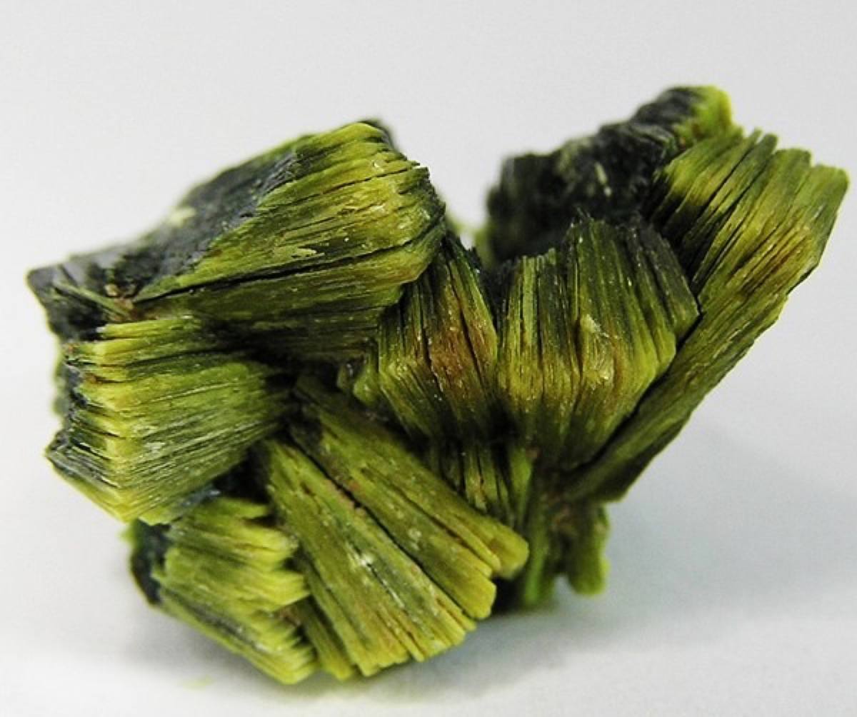 Bladed autunite rosettes, Daybreak Mine, Washington
