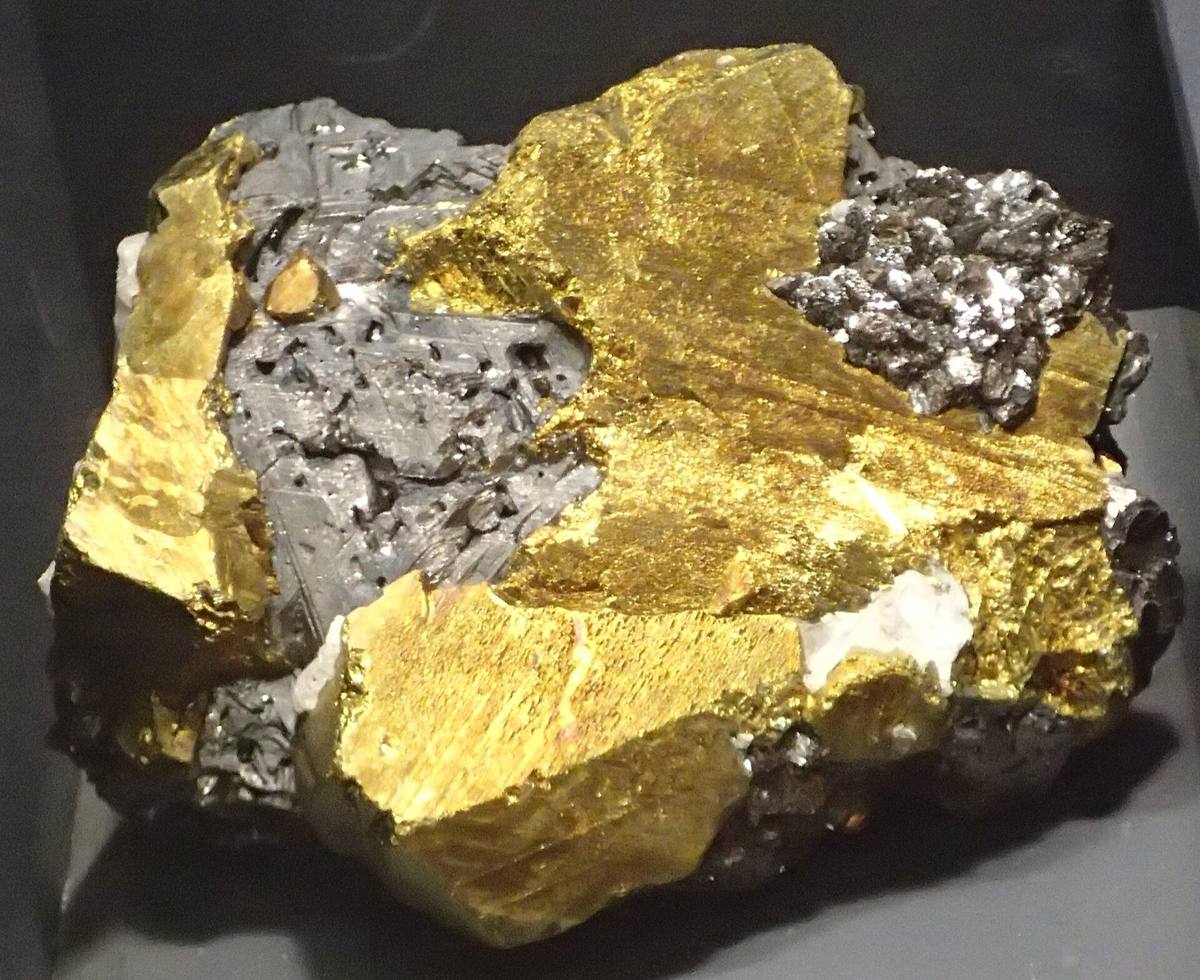 Massive gold-coloured chalcopyrite ore, Park City, Utah