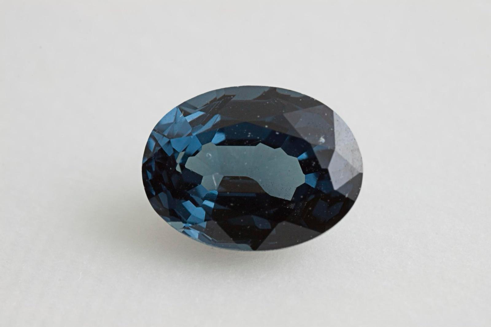 Oval-cut color-change garnet from Sri Lanka
