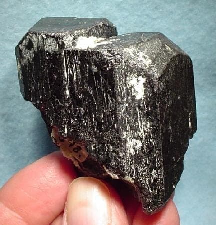 Columbite-(fe)