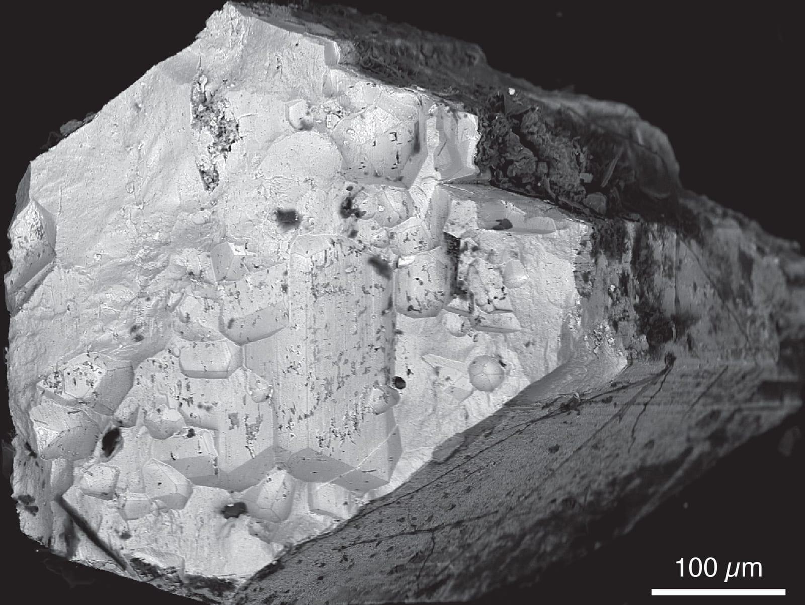 Hydrokenopyrochlore mineral
