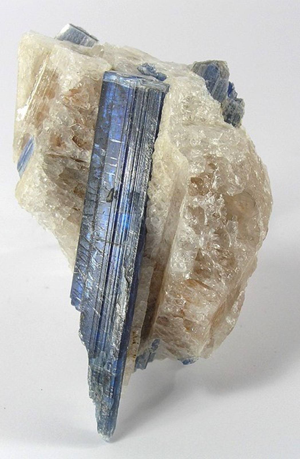 Large striated kyanite blade, Avery County, North Carolina