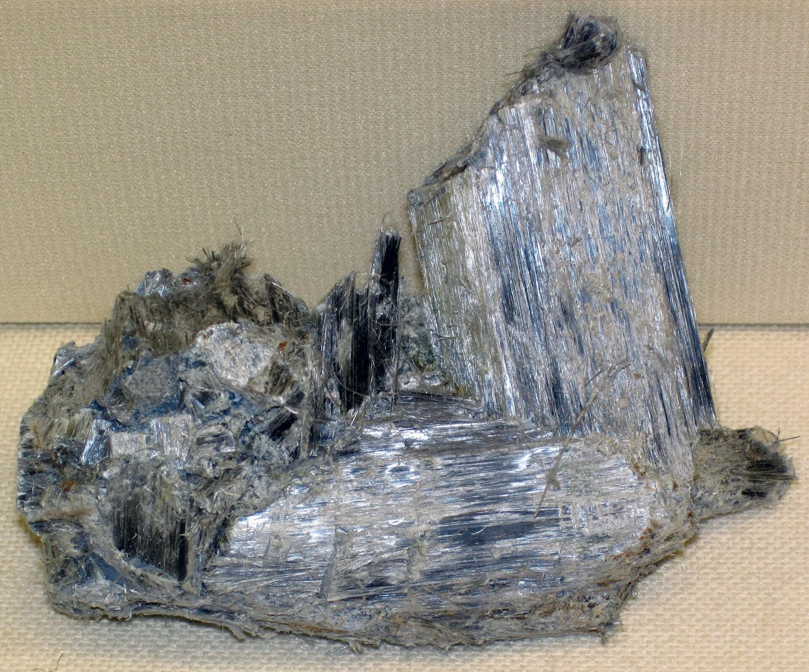 Fibrous blue magnesio-riebeckite from Alto Chapare, Bolivia