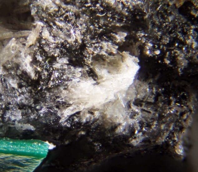 Nacareniobsite-(Ce) mineral