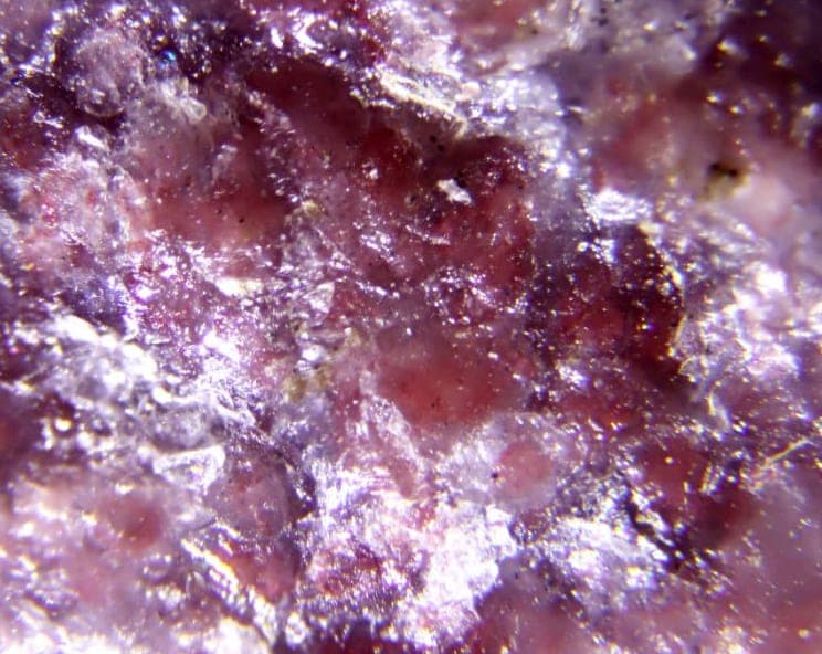 Piemontite-(Sr) mineral
