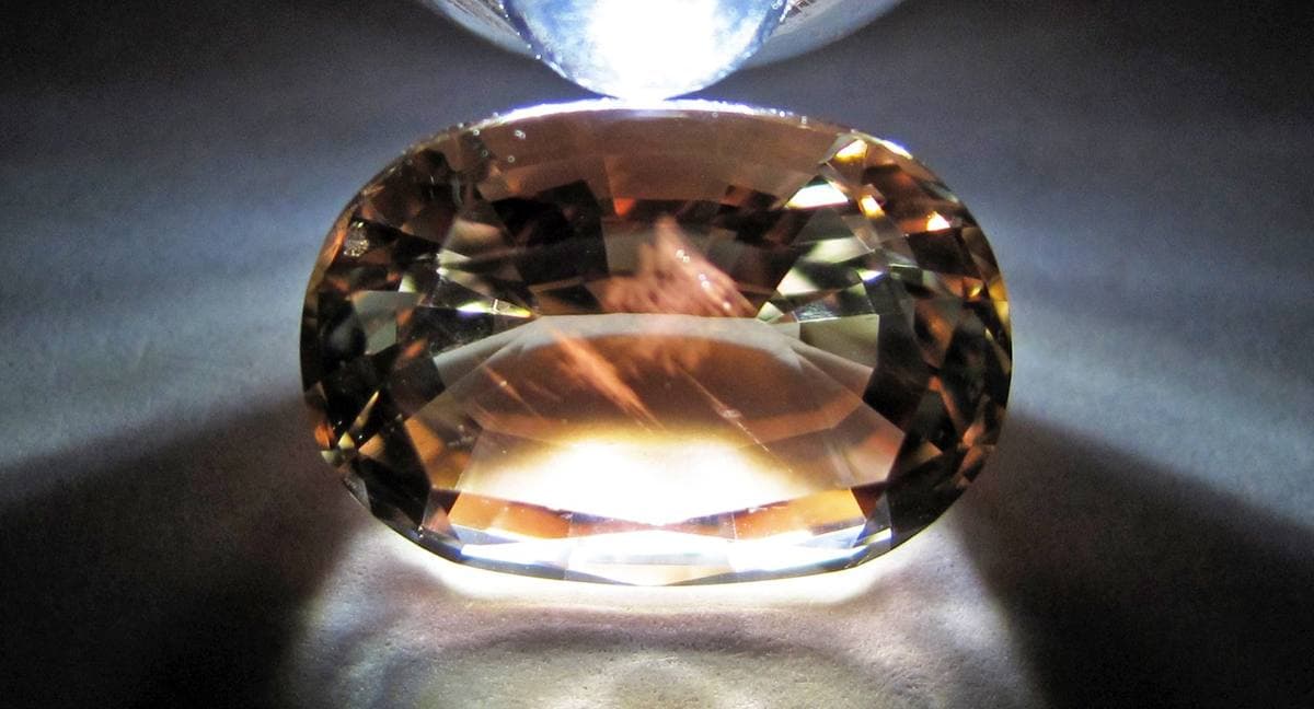 Oregon sunstone with copper schiller, Spectrum Mine