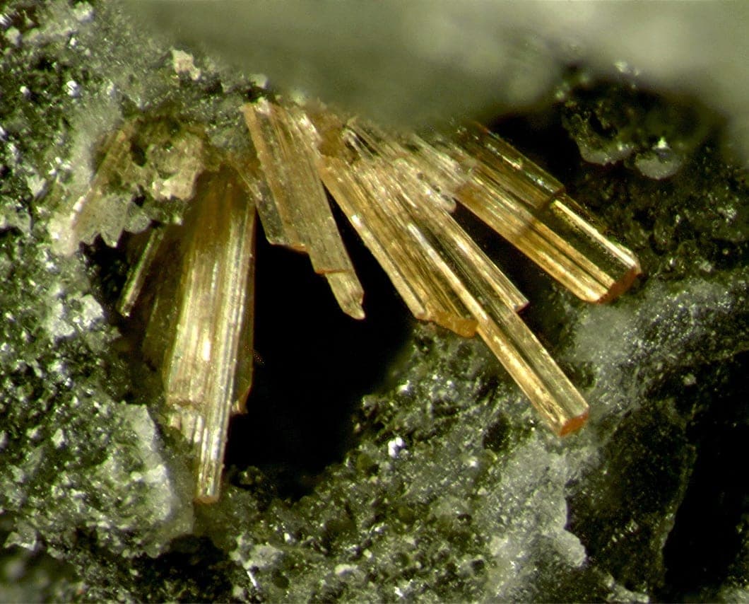 Tundrite-(Ce) mineral