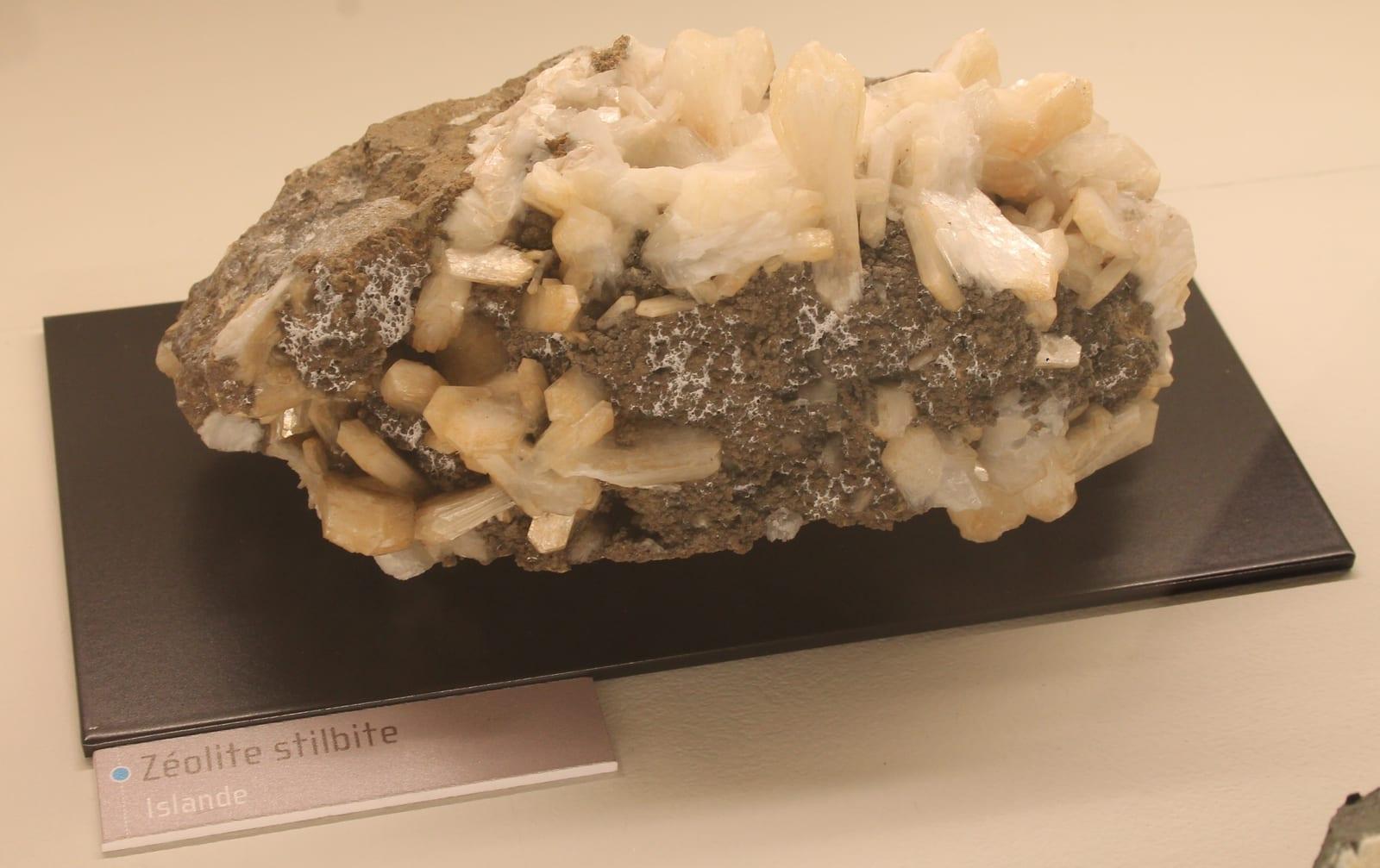 Zeolites mineral